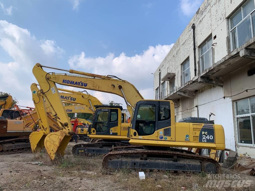Komatsu PC 240 Excavatoare pe șenile
