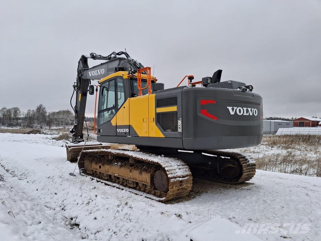 Volvo EC220E Excavatoare pe șenile
