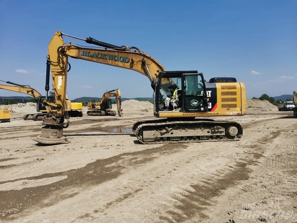 CAT 320 F Excavatoare pe șenile
