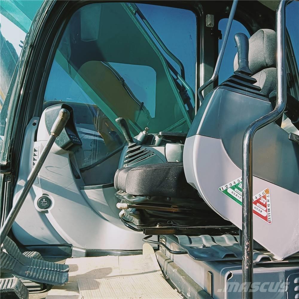 Kobelco SK200D Excavatoare pe șenile
