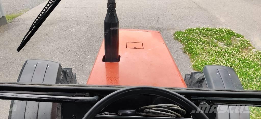 Fiatagri 82-94 DT Tractoare