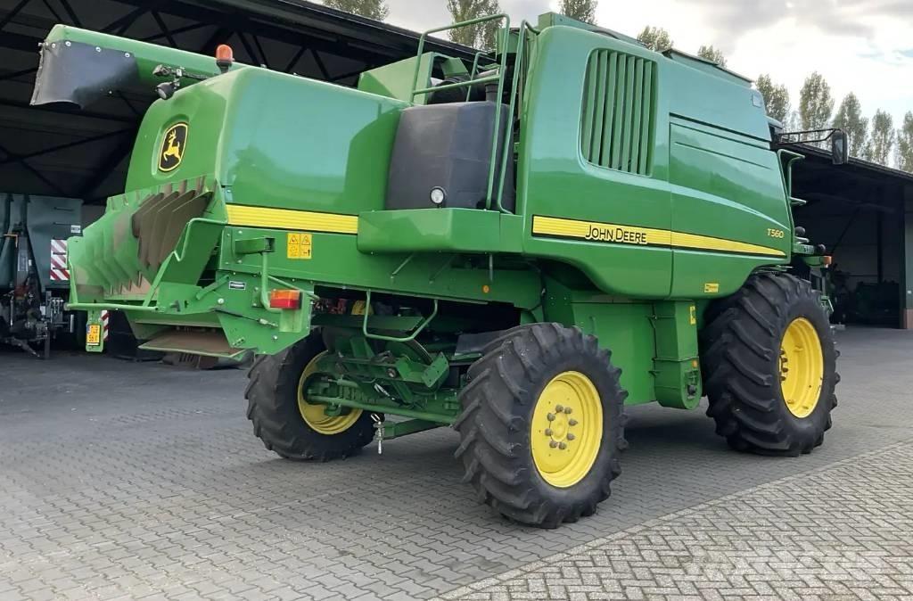 John Deere T 560 Combine de secerat