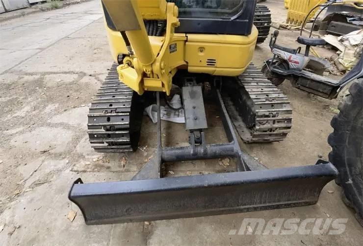 Komatsu PC35 Mini excavatoare < 7t