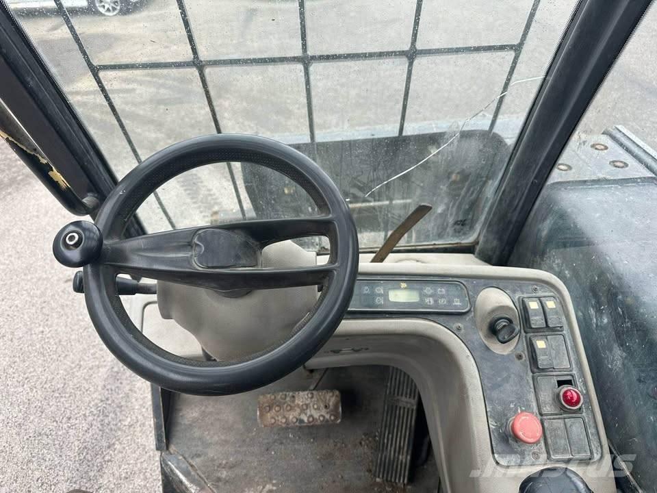 JCB TLT 25 D Stivuitoare telescopice