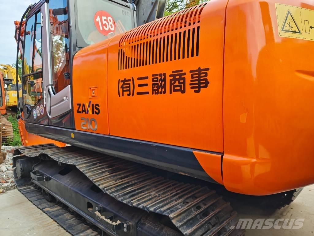 Hitachi ZX 210 Excavatoare pe șenile
