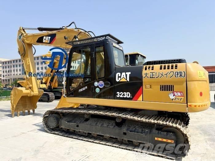CAT 323D/323/323DL Excavatoare pe șenile
