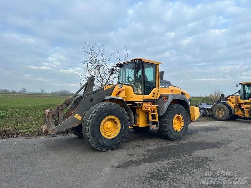 Volvo L120 H Incarcator pe pneuri