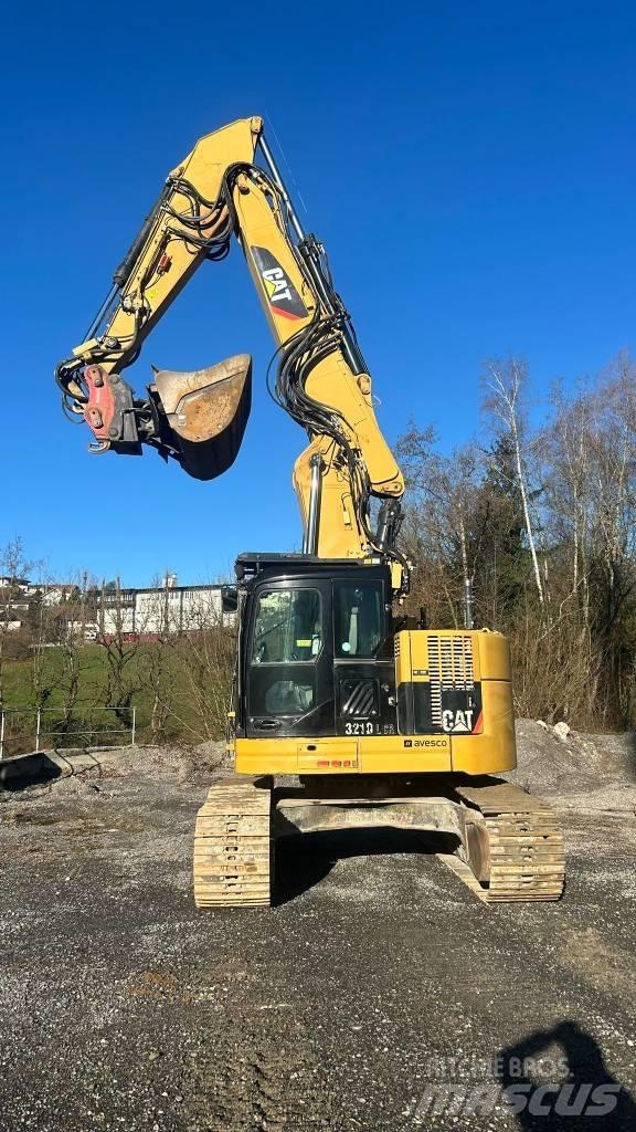 CAT 321 D Excavatoare pe șenile
