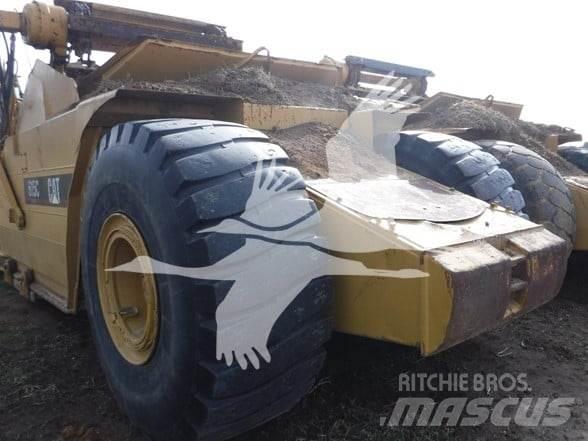 CAT 615C Elevatoare