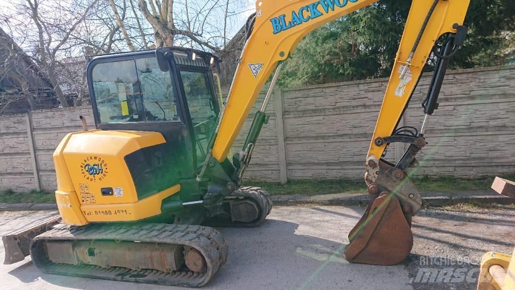 JCB 57 Excavatoare pe șenile
