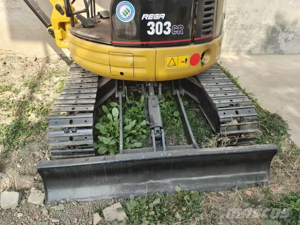 CAT 303 CR Mini excavatoare < 7t