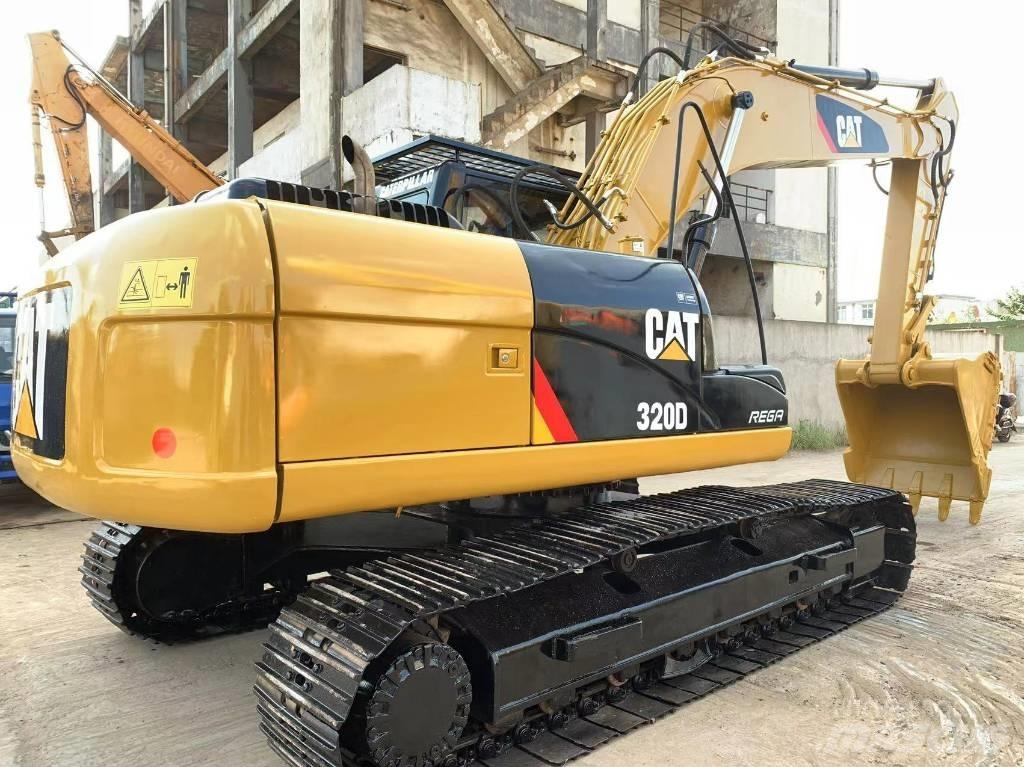 CAT 320D Excavatoare pe șenile
