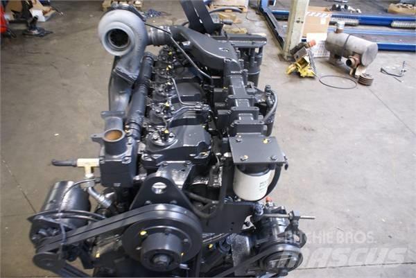 Komatsu SA6D125 E2 Motoare