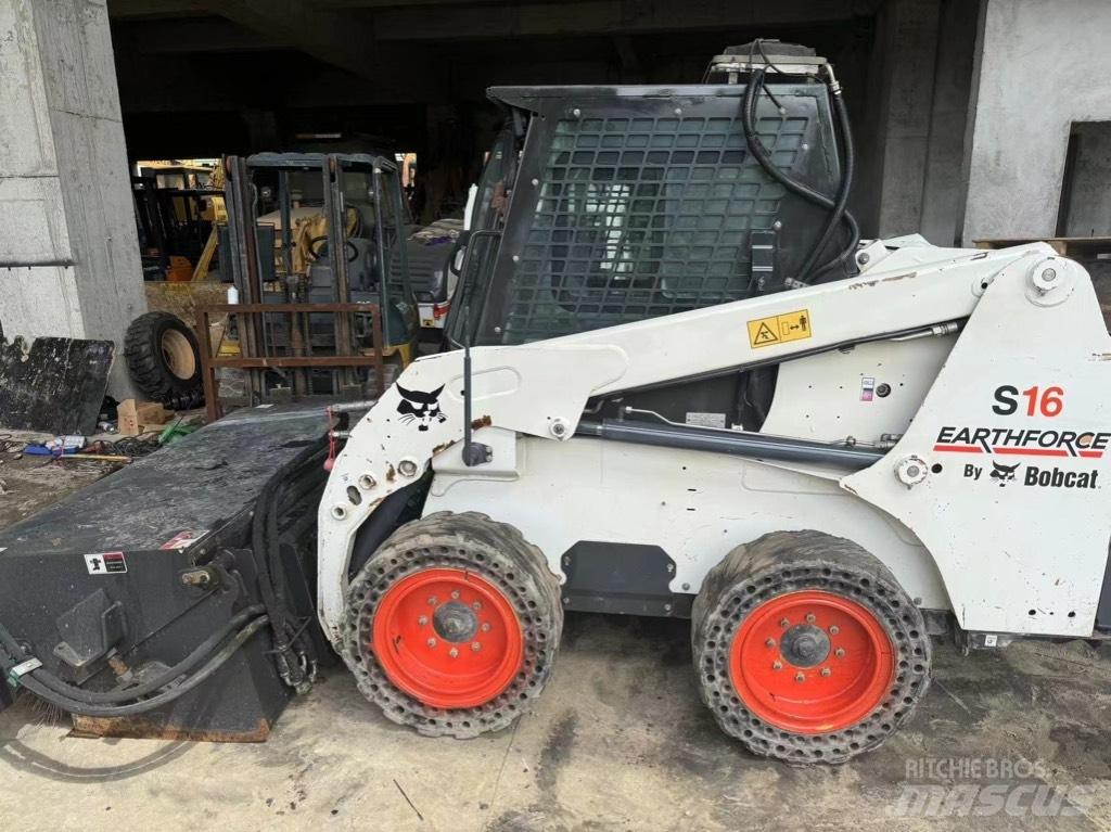Bobcat S 16 Mini incarcator