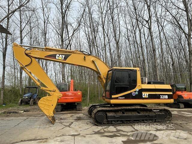 CAT 320B Excavatoare pe șenile
