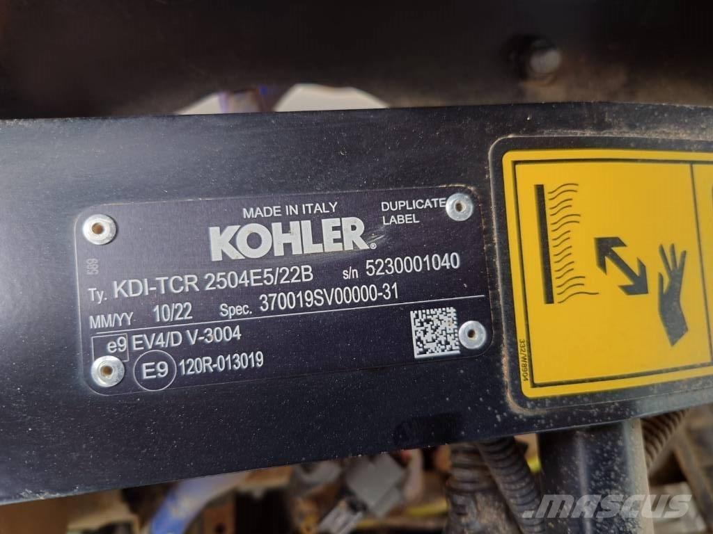 JCB 407 Incarcator pe pneuri