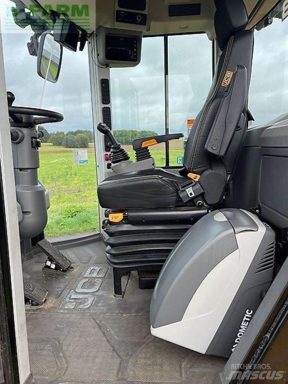 JCB 427 agri Mini excavatoare < 7t