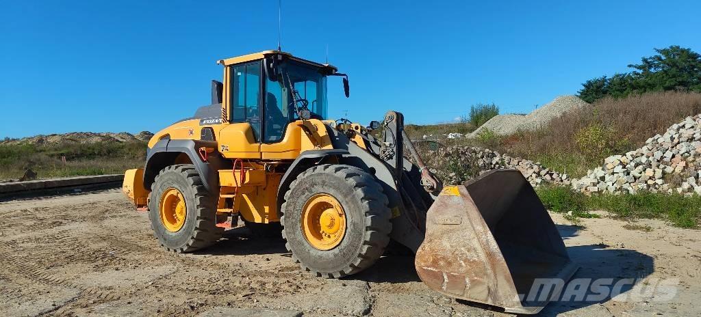 Volvo L 120 H Incarcator pe pneuri