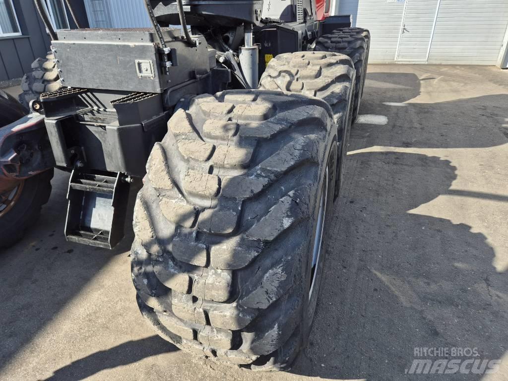 Komatsu 931 XC Combine forestiere