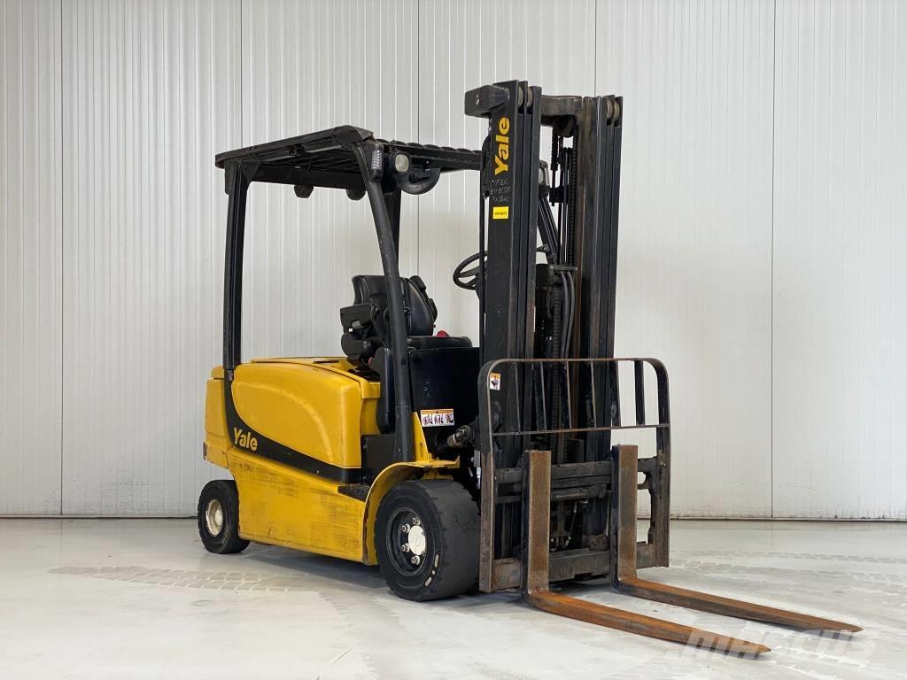 Yale ERP30VL Stivuitor electric