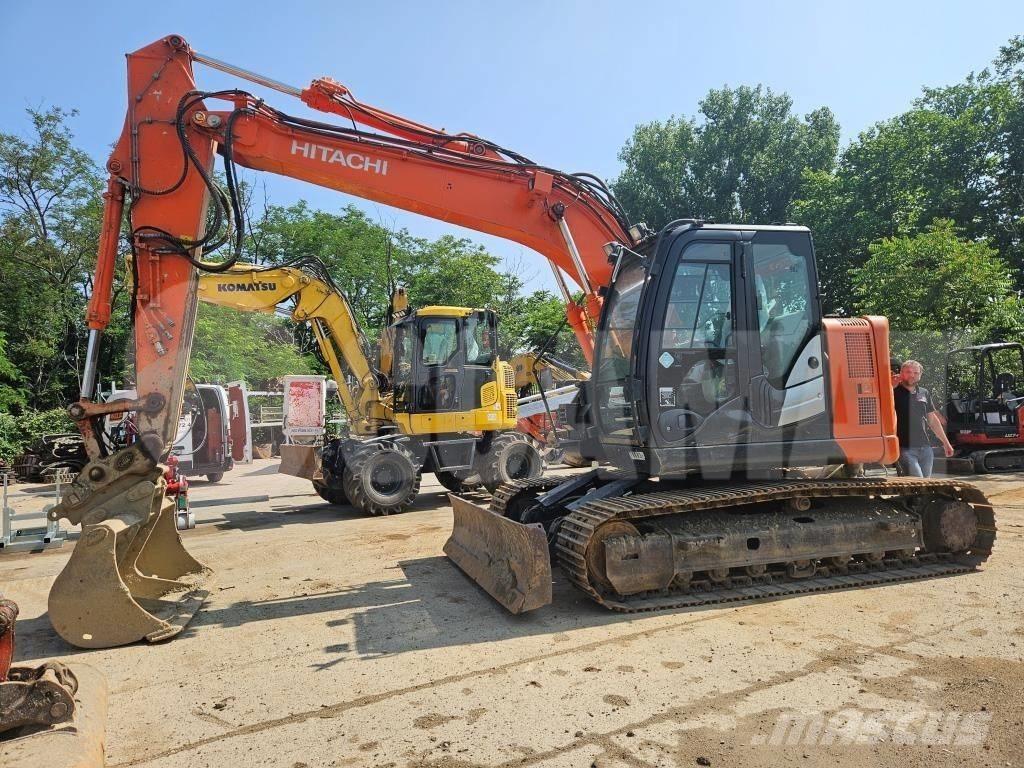 Hitachi ZX 135 US Excavatoare pe șenile
