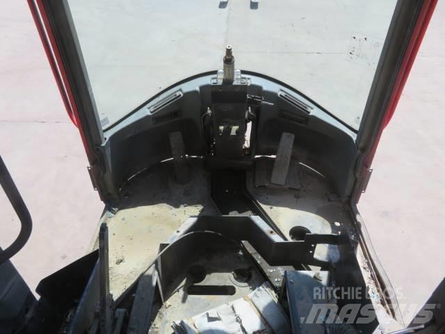 Volvo L30B / L35B Cabine si interior