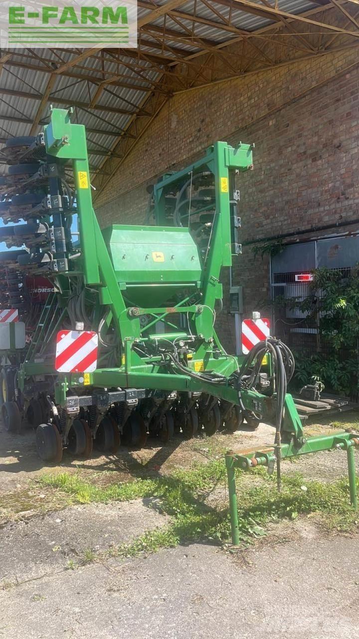 John Deere 750 A Masini cu insamantare precisa