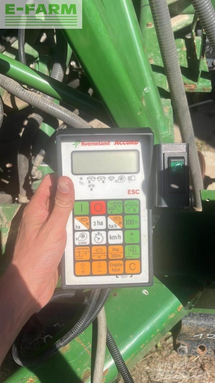 John Deere 750 A Masini cu insamantare precisa