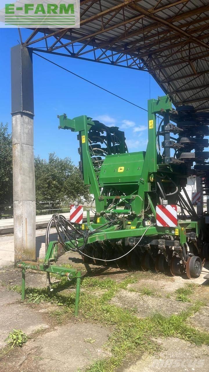 John Deere 750 A Masini cu insamantare precisa