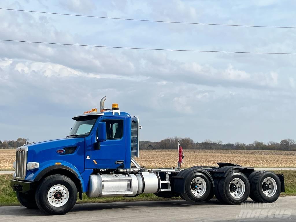 Peterbilt 567 Autotractoare