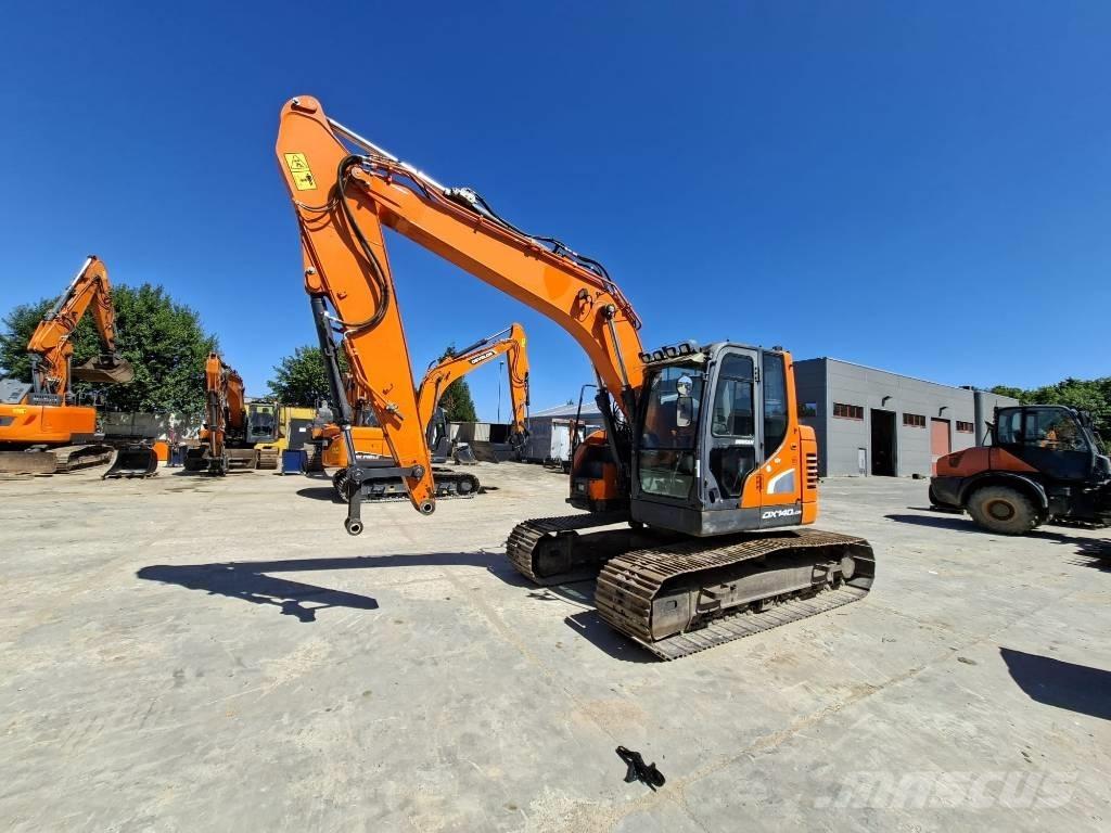 Doosan DX 140 LCR Excavatoare pe șenile
