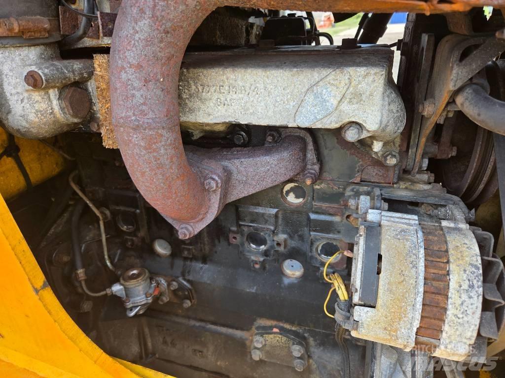 JCB 3 CX SM Buldoexcavatoare
