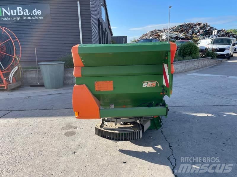 Amazone ZA-M 2500 Împrastierea mineralelor