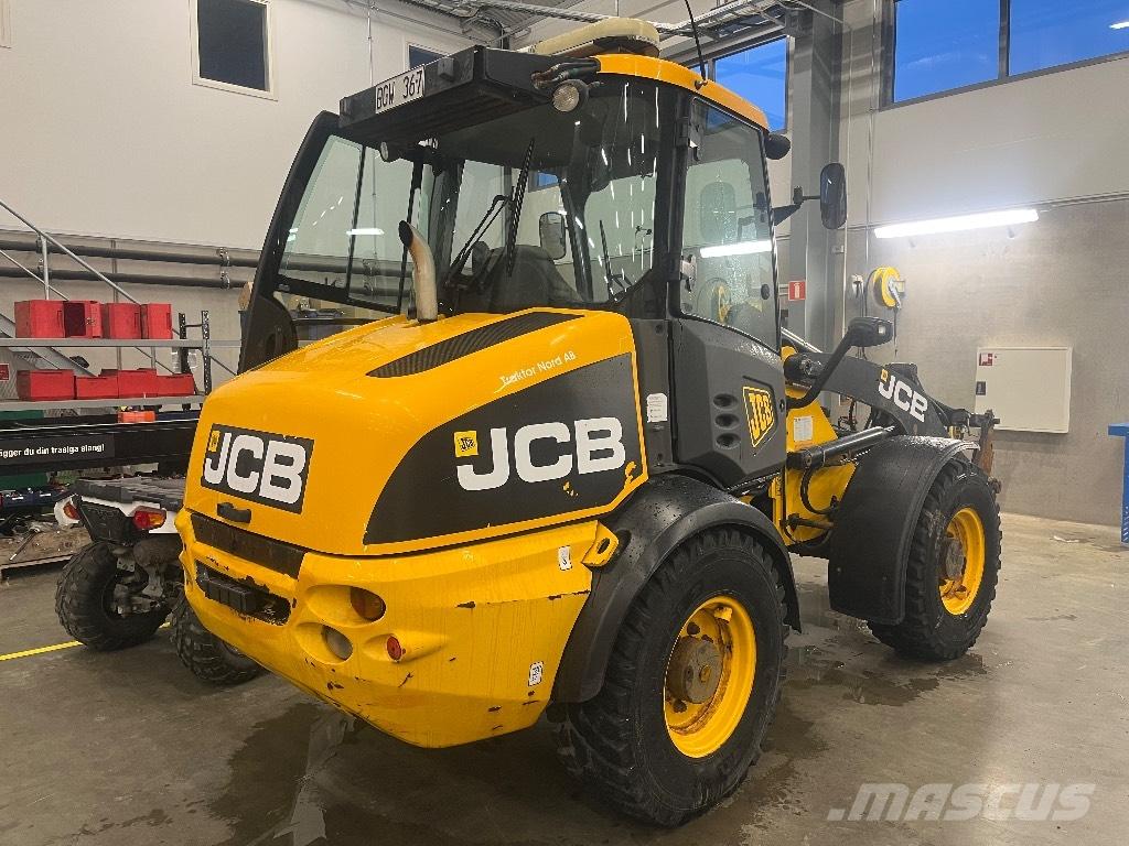 JCB 409 Incarcator pe pneuri