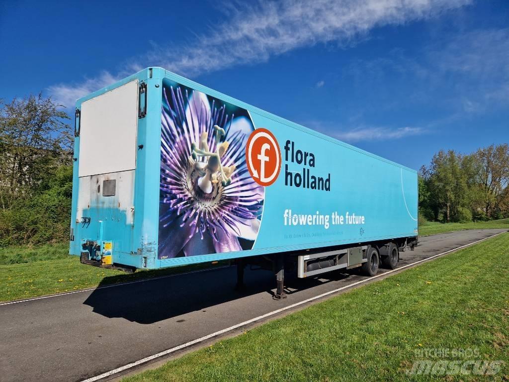  Trailer Gesloten Alte remorci