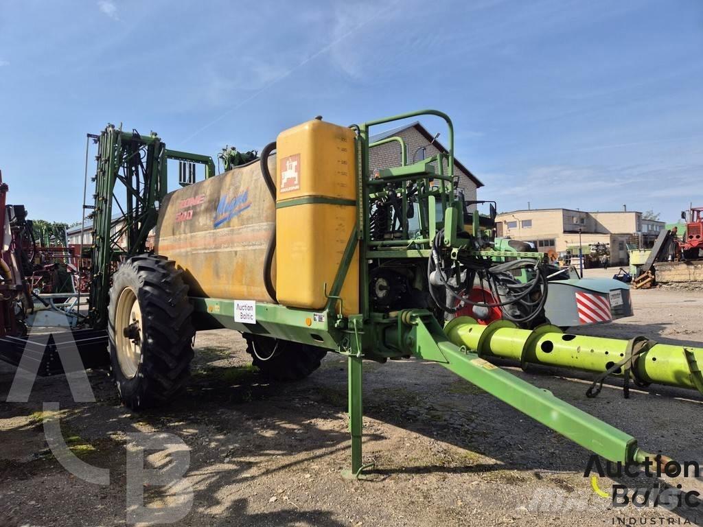 Amazone UG 4500 Tractoare agricole sprayers