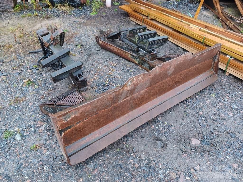 Valmet 890 Alte componente