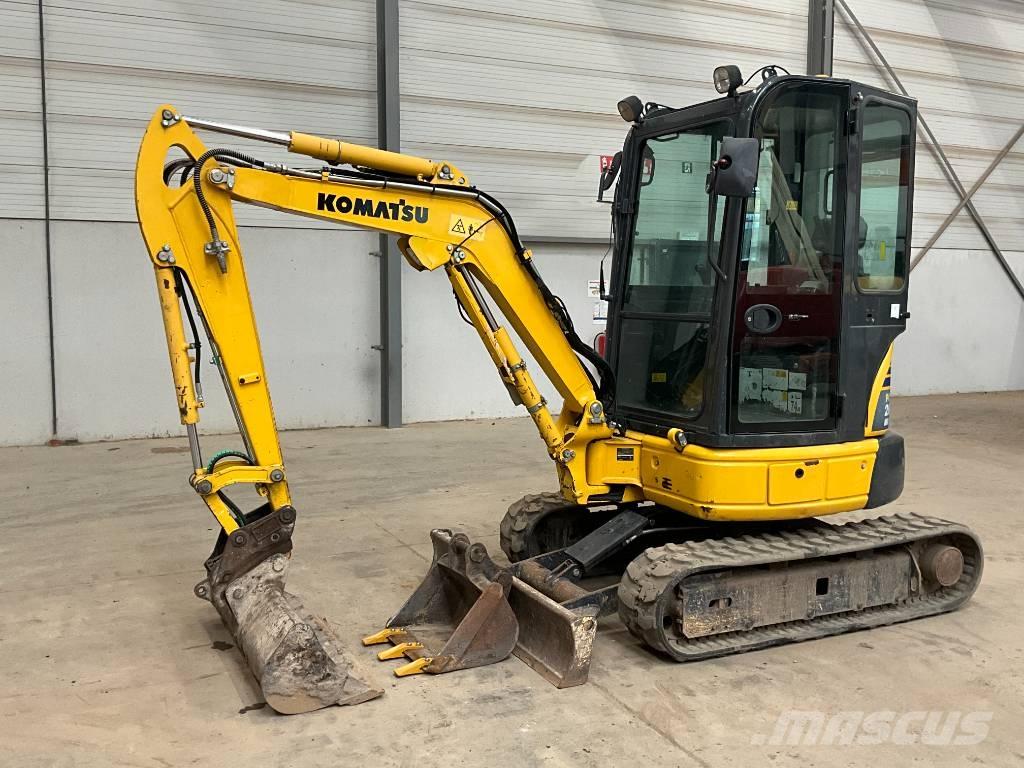 Komatsu PC 26 MR-3 Mini excavatoare < 7t
