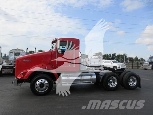 Kenworth T800 Autotractoare