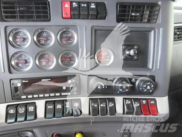 Kenworth T880 Autotractoare
