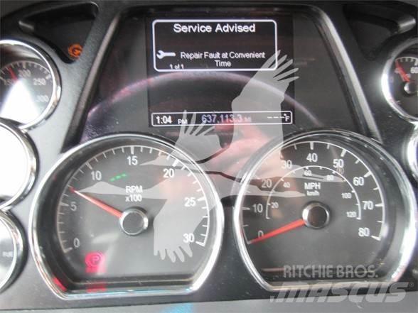 Peterbilt 567 Autotractoare