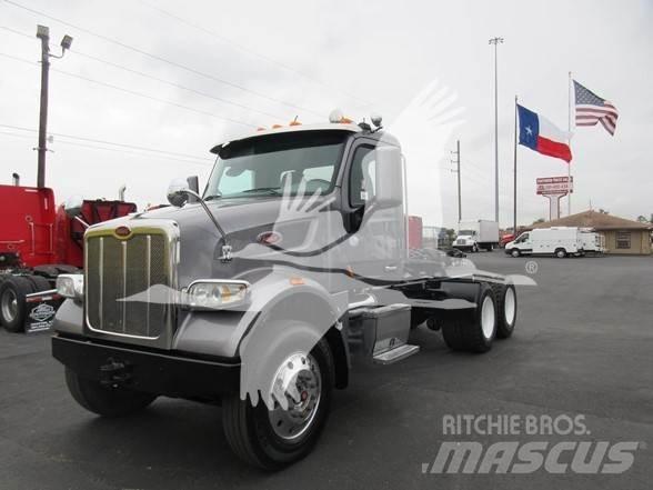 Peterbilt 567 Autotractoare