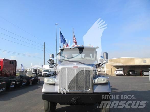 Peterbilt 567 Autotractoare