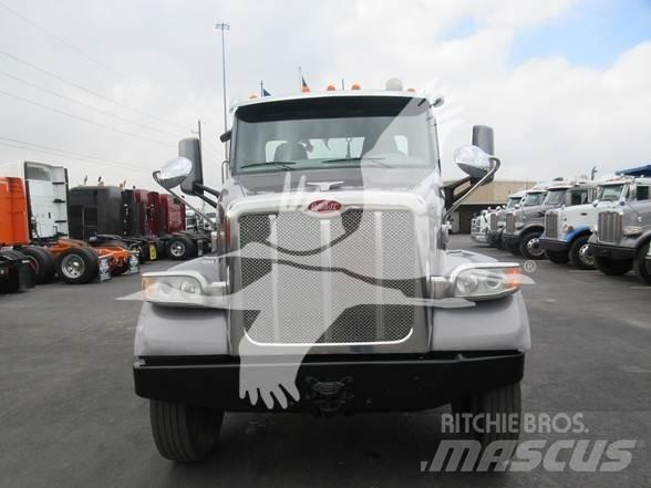 Peterbilt 567 Autotractoare