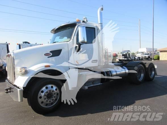 Peterbilt 567 Autotractoare