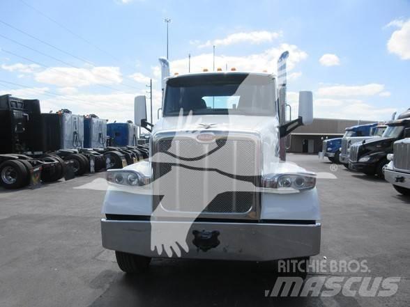 Peterbilt 567 Autotractoare