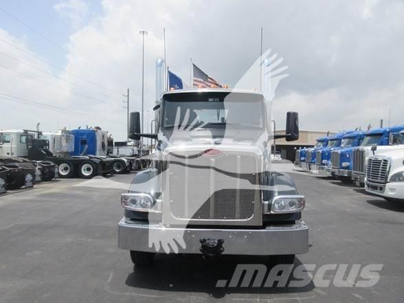 Peterbilt 567 Autotractoare