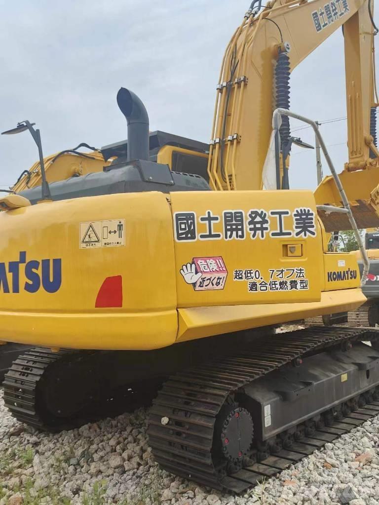 Komatsu PC200 Excavatoare pe șenile
