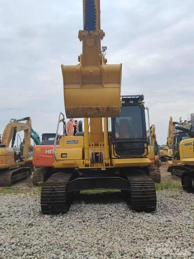 Komatsu PC200 Excavatoare pe șenile
