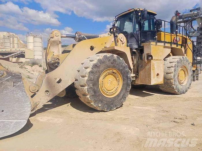 CAT 988K Incarcator pe pneuri